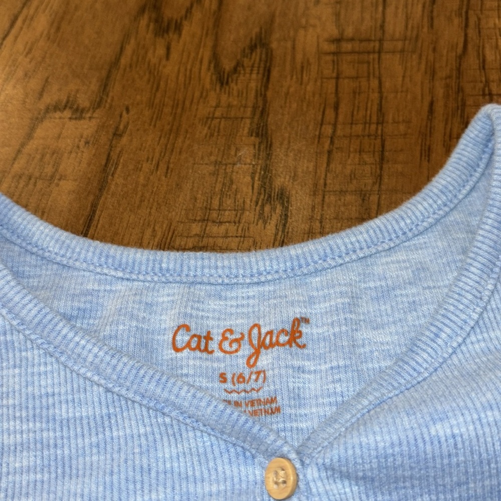 Girls top - Picture 2 of 2